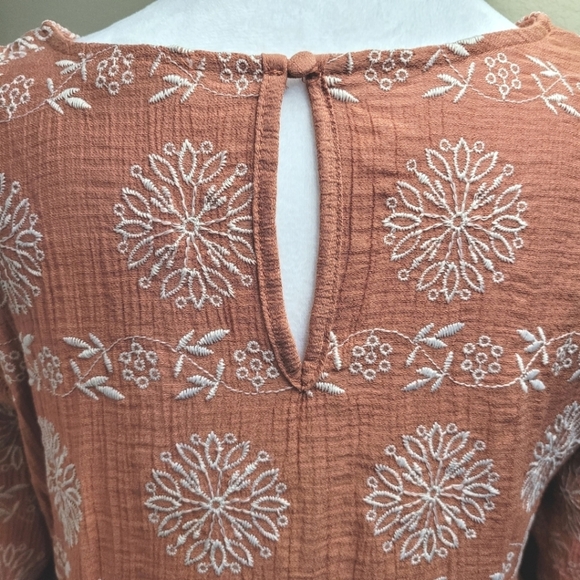 Blu Pepper 3/4 Sleeves Peasant Blouse, Size Large - Picture 5 of 11